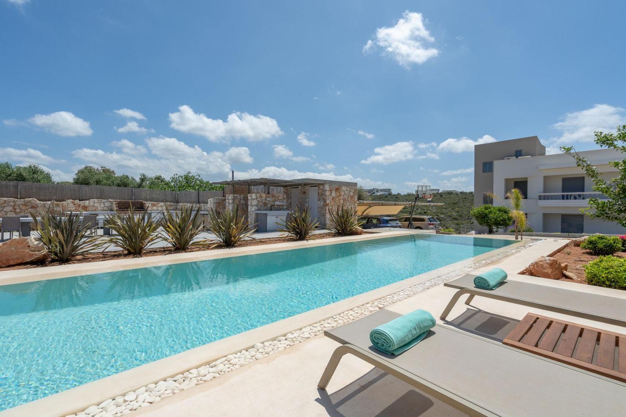 Appartement Le Mont Blanc - With Shared Pool Kounoupidhianá